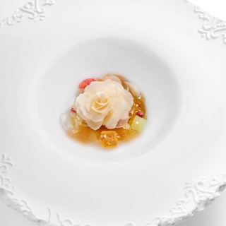 C joan pujol creus  macadamia rose  pink grapefruit and lychees 20450187