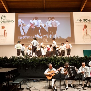 1667 3247 gruppo folkloristico chino ermacora e i suonatori