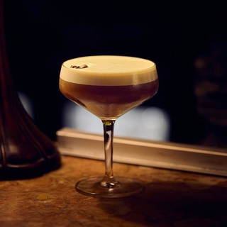 Mini bar   cocktail expressotini   credit grupo jose avillez