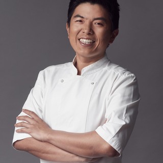 30 le du team   not sure chef ton is on the team pic.