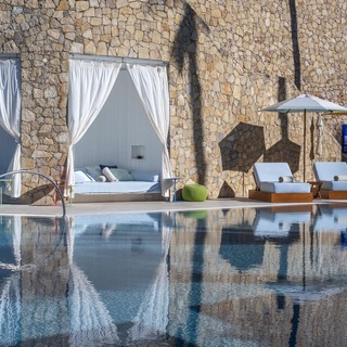  tal3045 whalepoolside