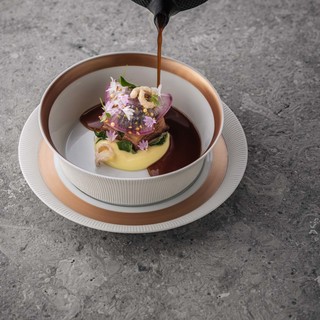 Schweinebauch a%cc%80 la chinoise restaurant jan %c2%a9 pieter d'hoop