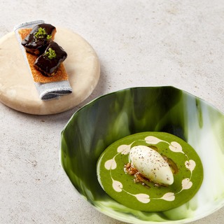 Come ensalada cesar  photo  corinalanda 