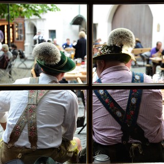 Biergarten stammga%cc%88ste