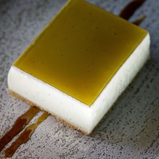 2. brie cheesecake with tahitian vanilla and muscatel jelly